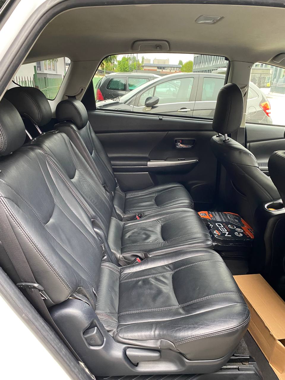 Toyota Prius Plus